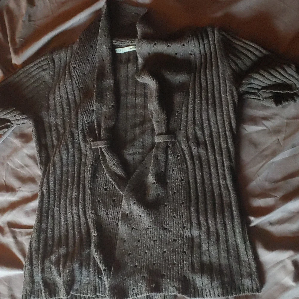 Cardigan - Picture 1 of 1